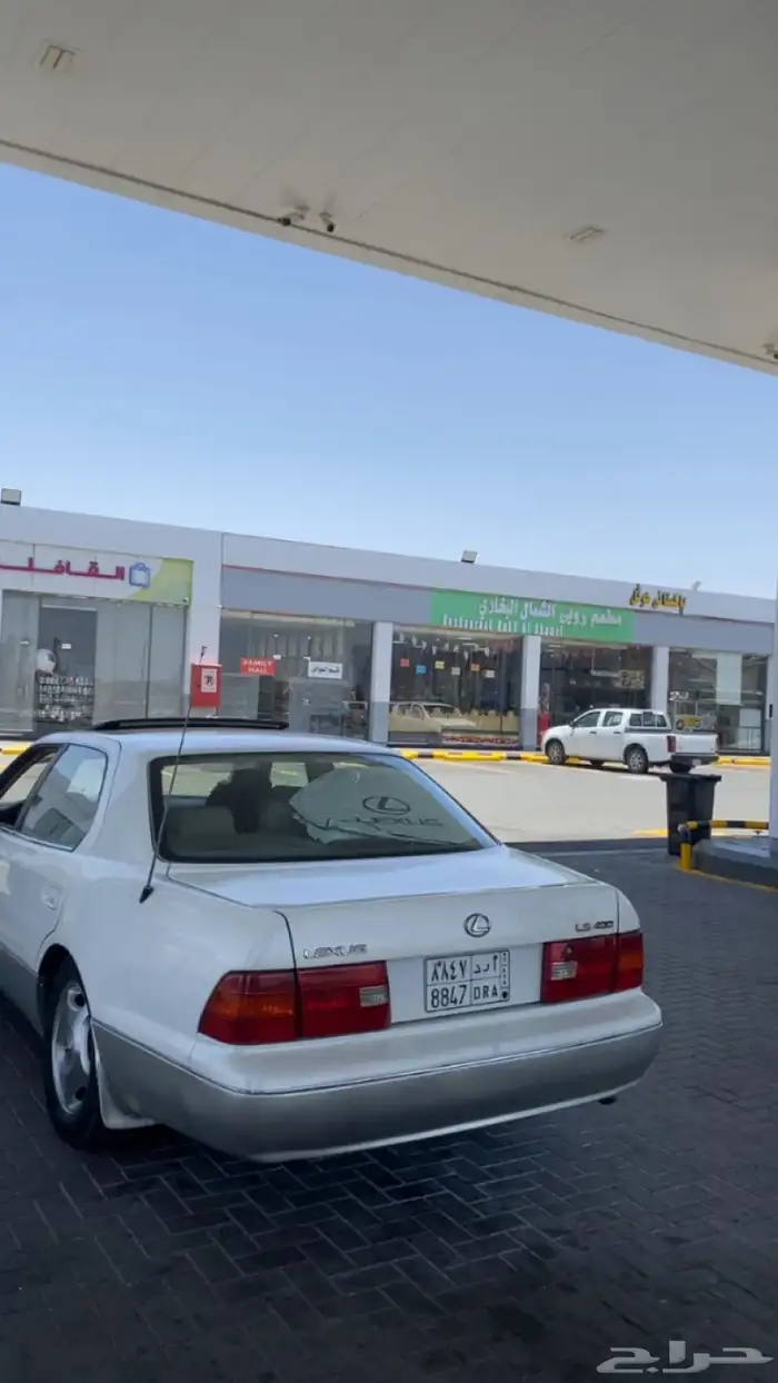 لكزس LS400 11