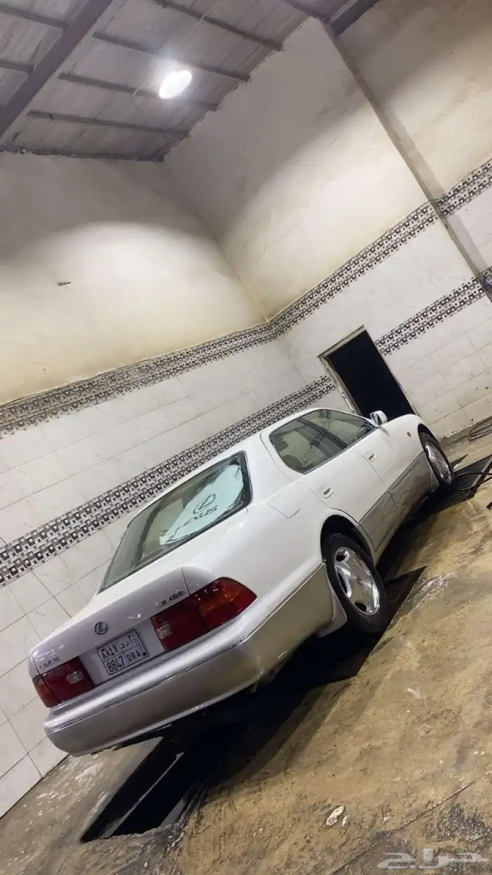 لكزس LS400 12