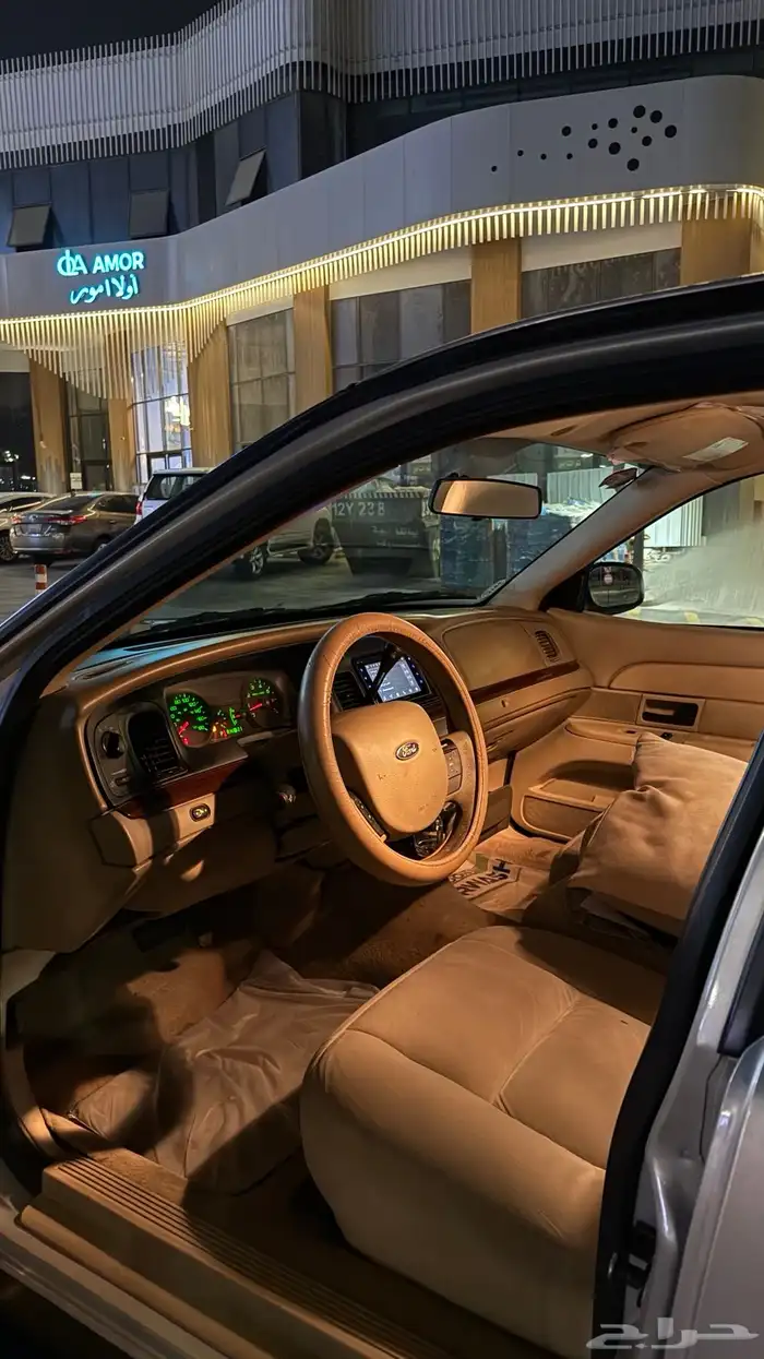 فورد فكتوريا سعودي شكمانين 2011 4