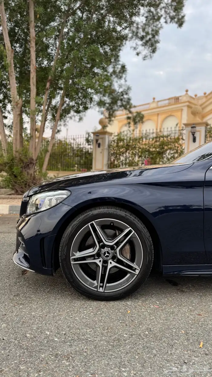 2020 مرسيدس C 200 كوبيه 4