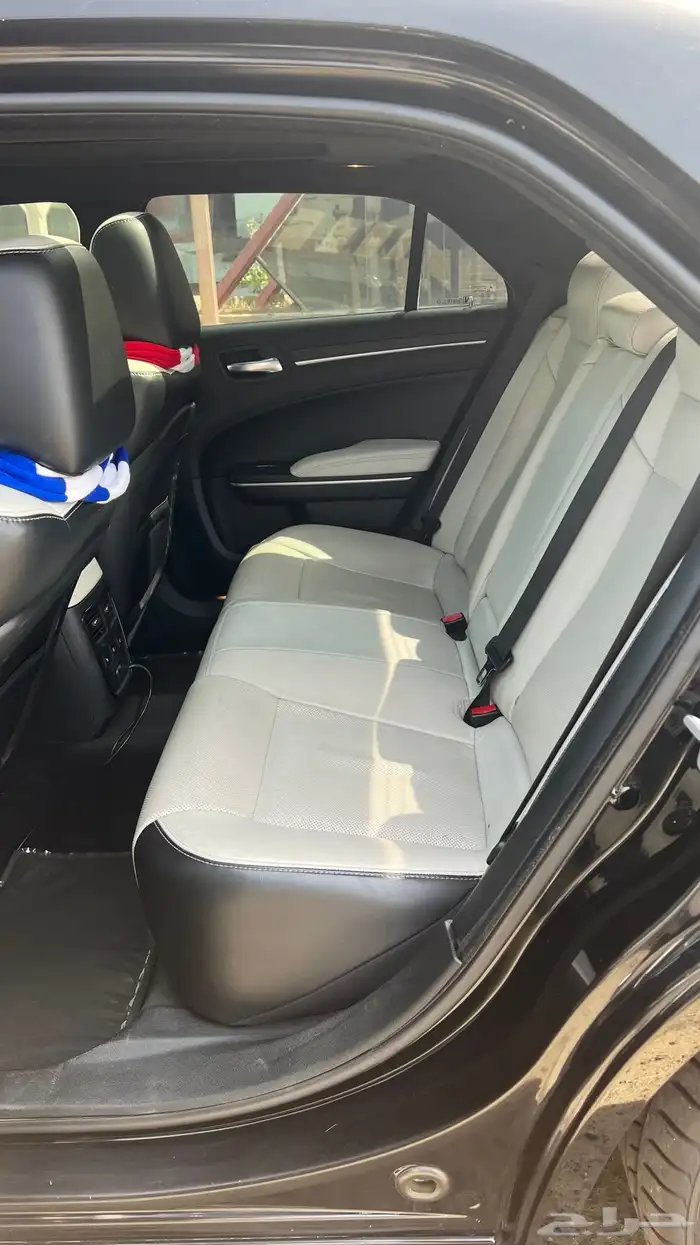 كرايسلر 2018 S300 V6 للبدل فقط 8