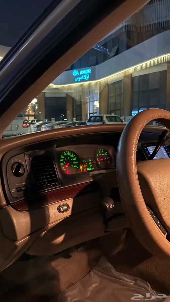 فورد فكتوريا سعودي شكمانين 2011 5