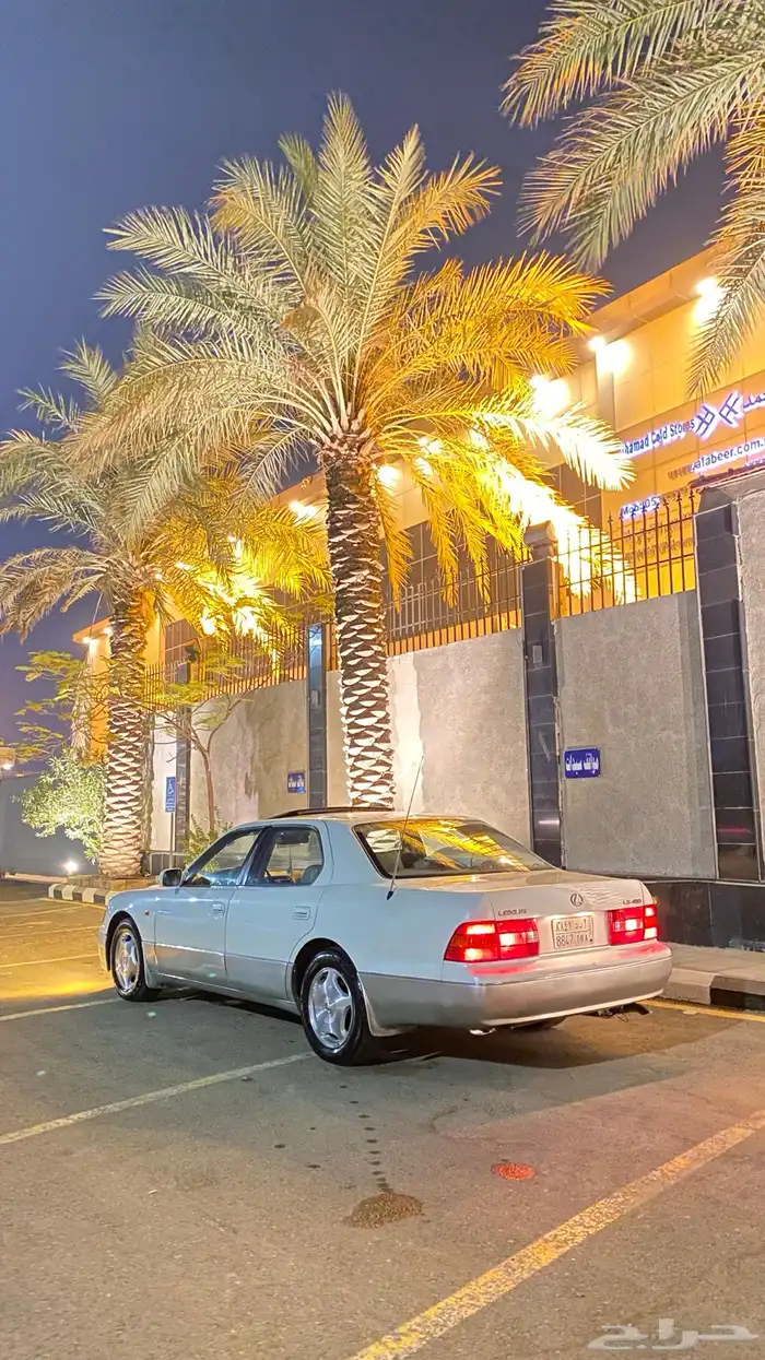 لكزس LS400 9