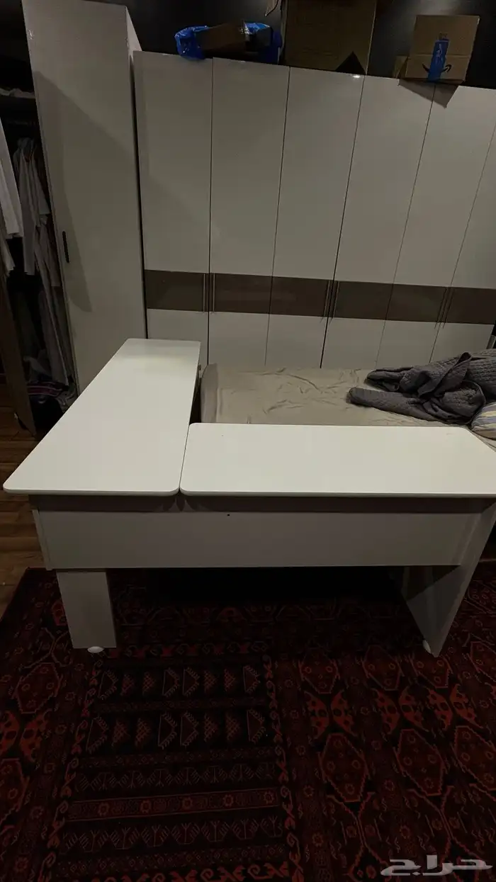 طاولة L للبيع 1