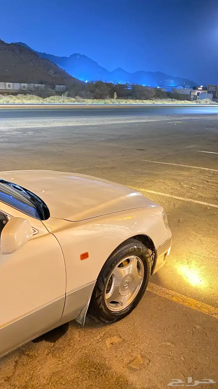 لكزس LS400 7
