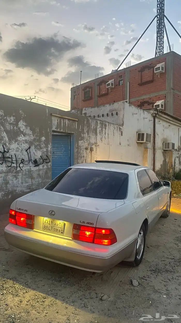 لكزس LS400 0