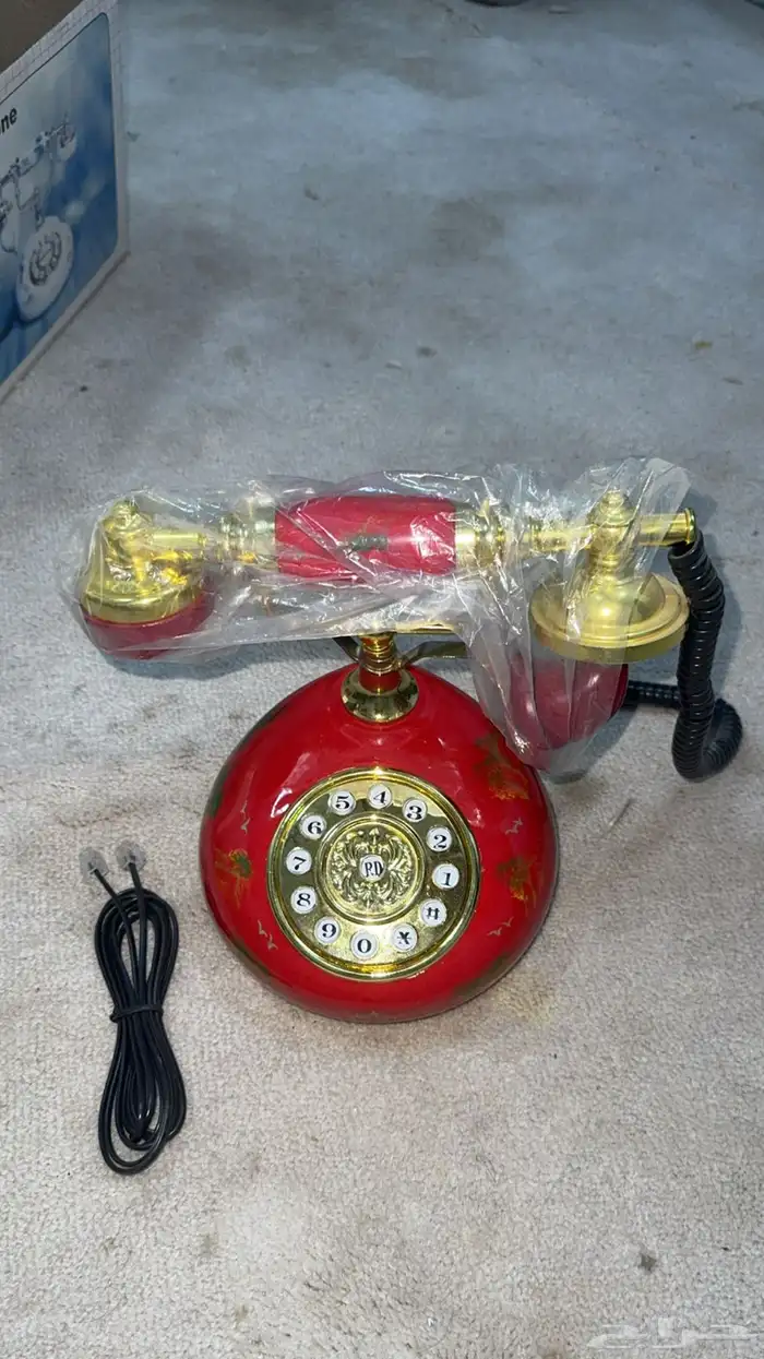 تلفون جديد وتلفزون قديم وجديد بكرتونه 0