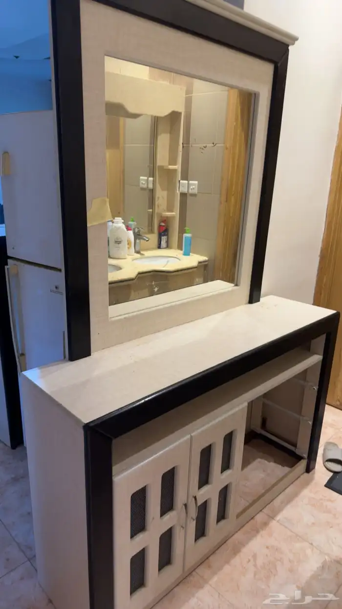 فقط تسريحه للبيع 0