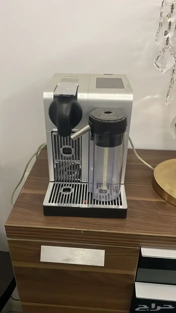 مكينة كوفي نسبيرسو 1