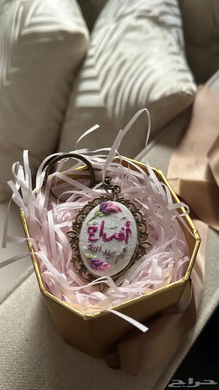 هدايا لوحات تطريز يدوي 16