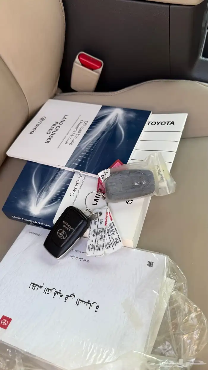 برادو م 2022 فل كامل وارد الساير عداد فقط 77 الف 36