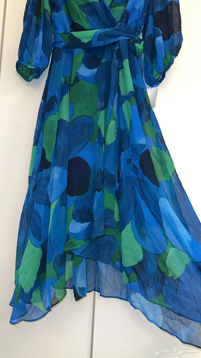 فستان من ماركة DKNY 6