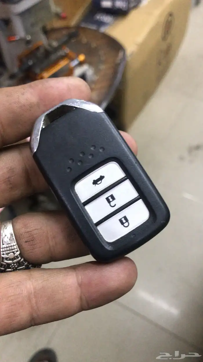 محل مفاتيح السامر فتح سيارات شقق برمجة 8
