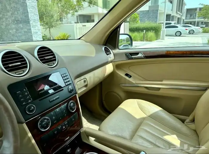 مرسيدس بنز ML350 موديل 2011 4