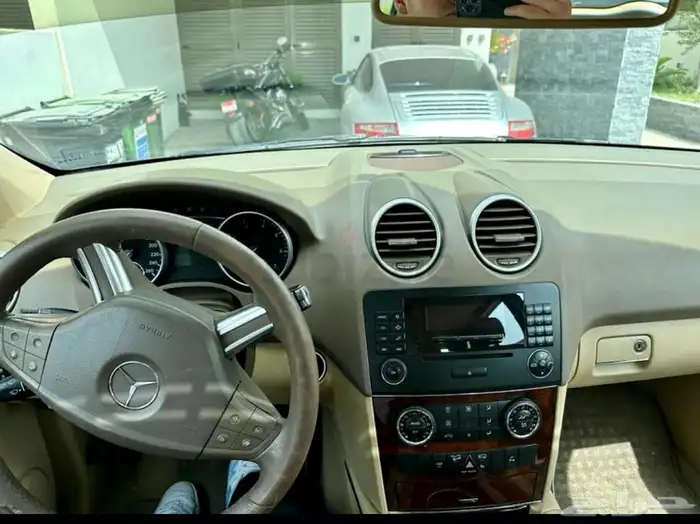 مرسيدس بنز ML350 موديل 2011 1