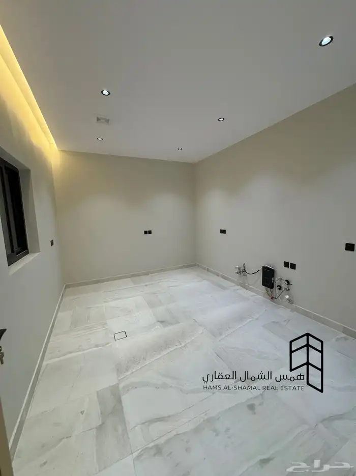 للبيع شقه ارضيه حي اليرموك 3