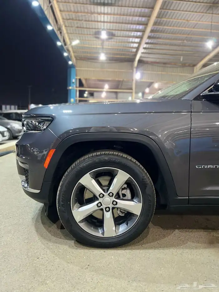 جيب قراند شيروكي 2021 لميتد L 6