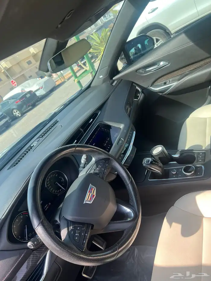كاديلاك XT4 Sport 2019   فئة نادرة ومميزة (Black on Black) 3
