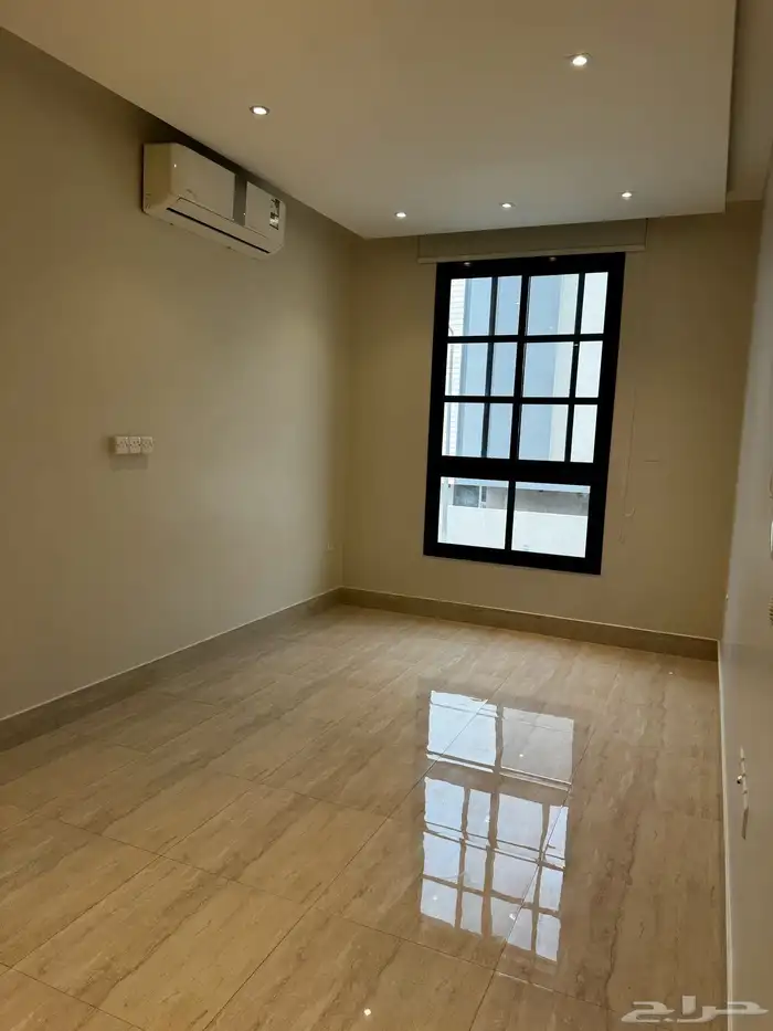 شقه للبيع 12