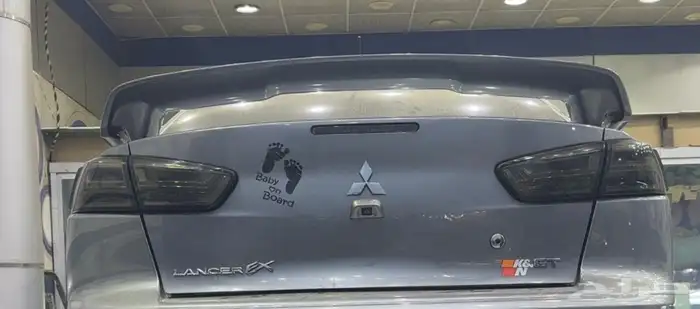 جناح لانسر 0