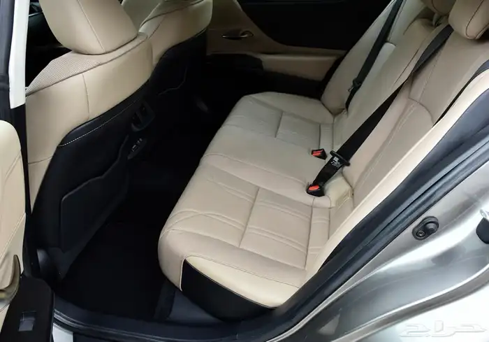 لكزس ES 350 موديل 2020 6