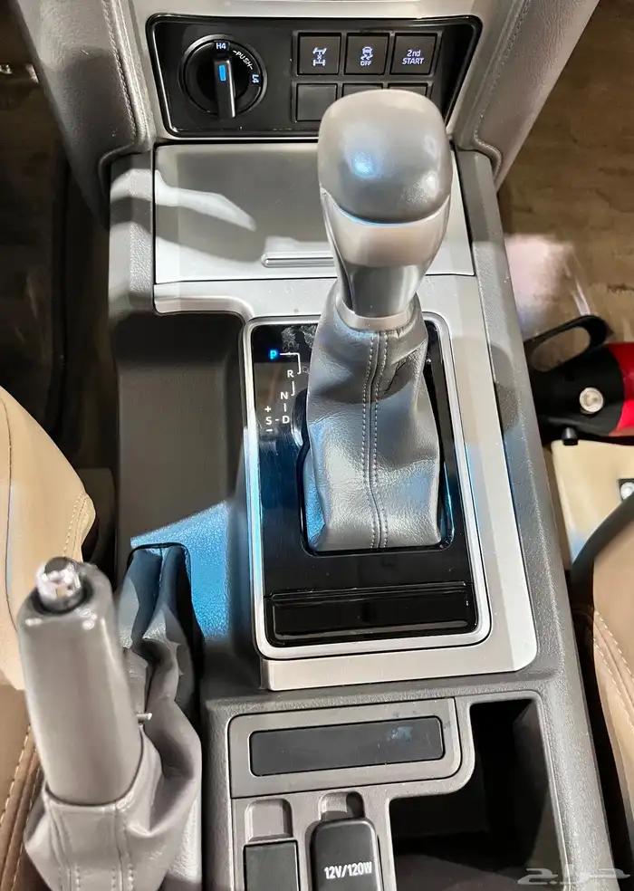 تويوتا برادو 2023 فل كامل فطيمي نظيف جدا 14