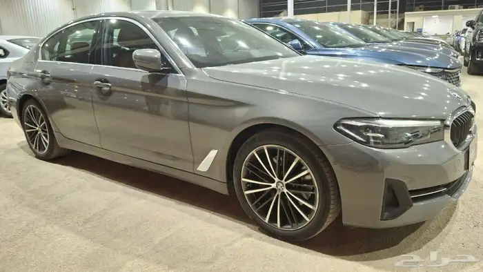 بي ام دابليو الفئه الخامسة 2023 520i مستعمله مفحوصه 3
