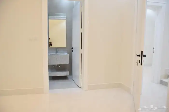 للبيع روف ارضي وشقق علويه بمدينة ابها - حي العرين 27