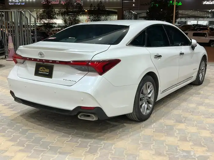 تويوتا أفالون تورينق موديل 2022 4