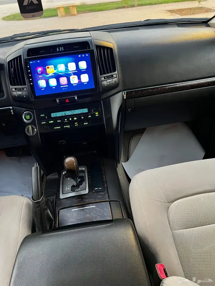 جكسار مديل 2011 8 سلندر تم البيع 28