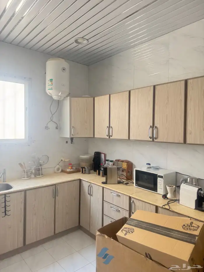 مطبخ ومكيفات للبيع فالدوادمي 1