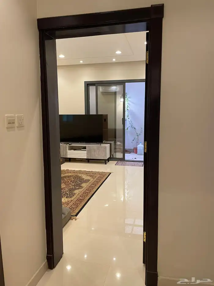 للبيع شقة حي المونسيه 1