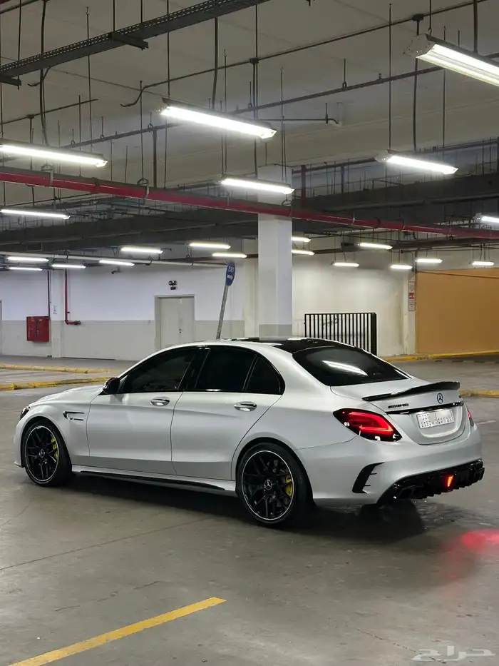 مرسيدس c63 موديل 2020 5