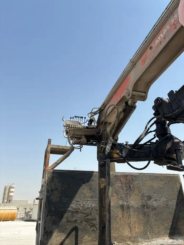 مطلوب سائق نيبالي يمني باكستاني كرين بلوك 0