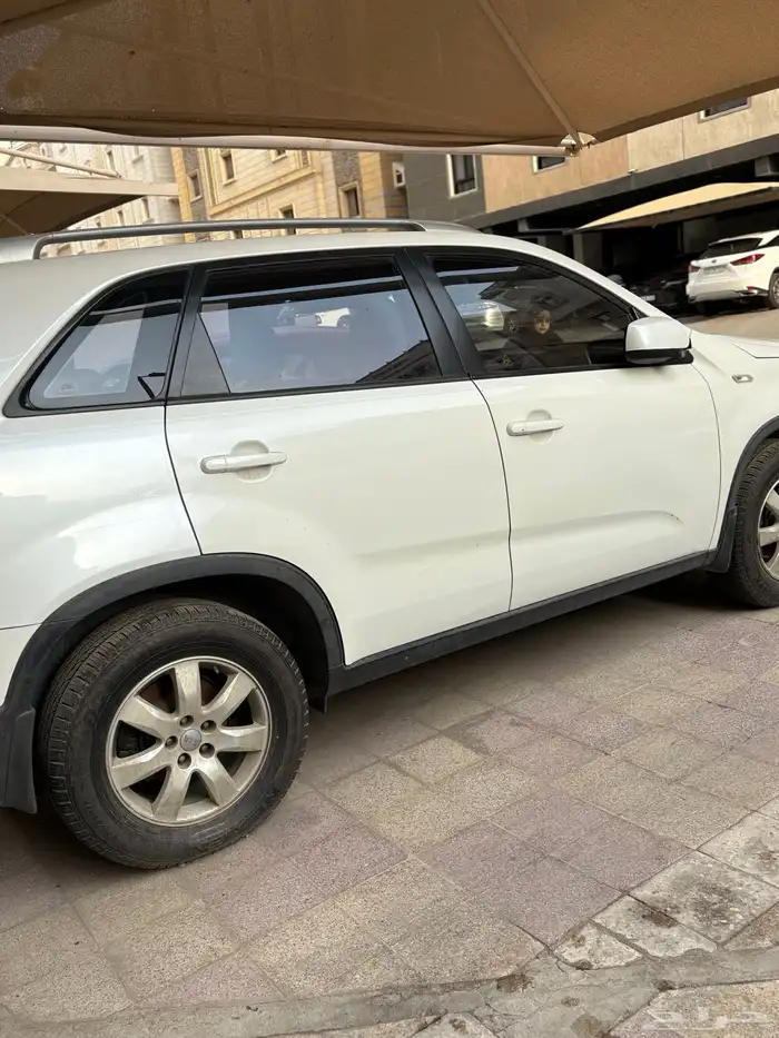 كيا سورينتو 2012 9