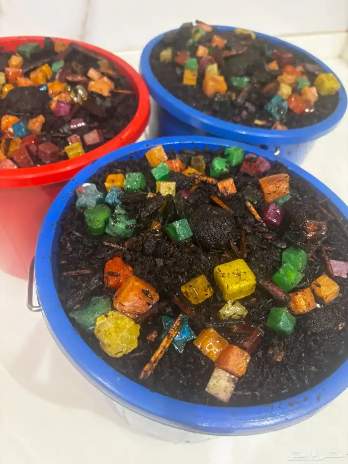 عرض اليوم الوطني بخور جيزاني 0