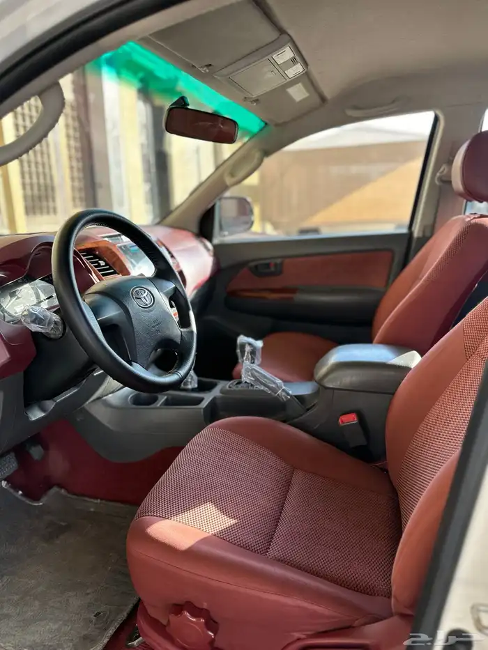 هايلوكس GLX-S فل كامل (( تماتيك )) 4