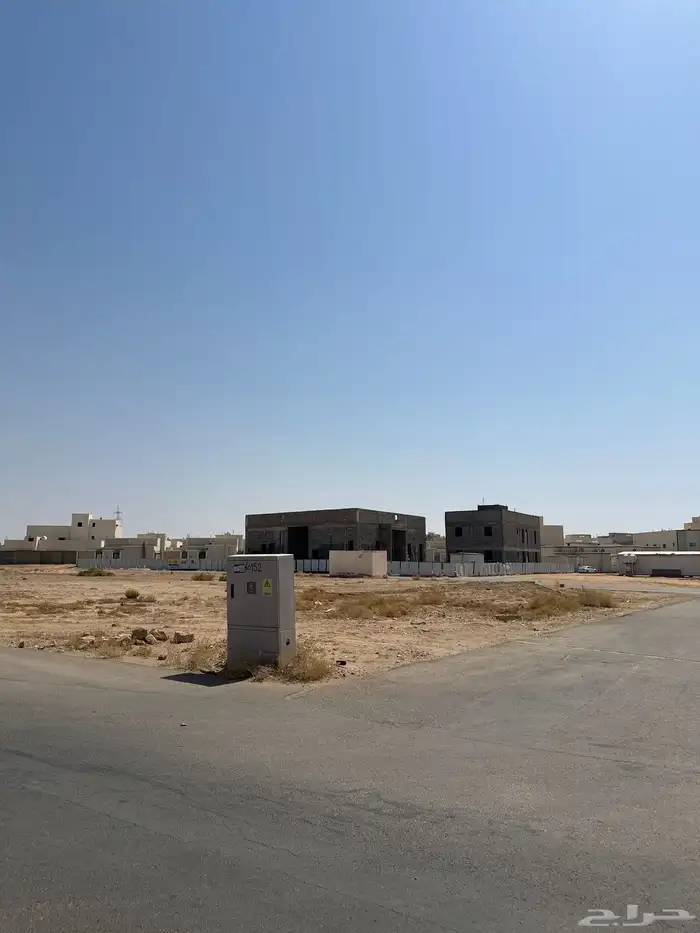 ارض تجارية للبيع مساحة 1487.75 بريدة بجوار مسجد 0
