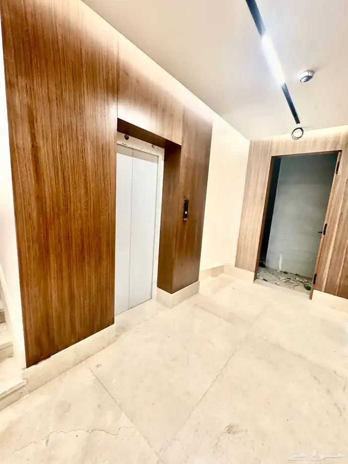 للايجار مكاتب ومعارض السدران جديده شمال الرياض حى النرجس 10