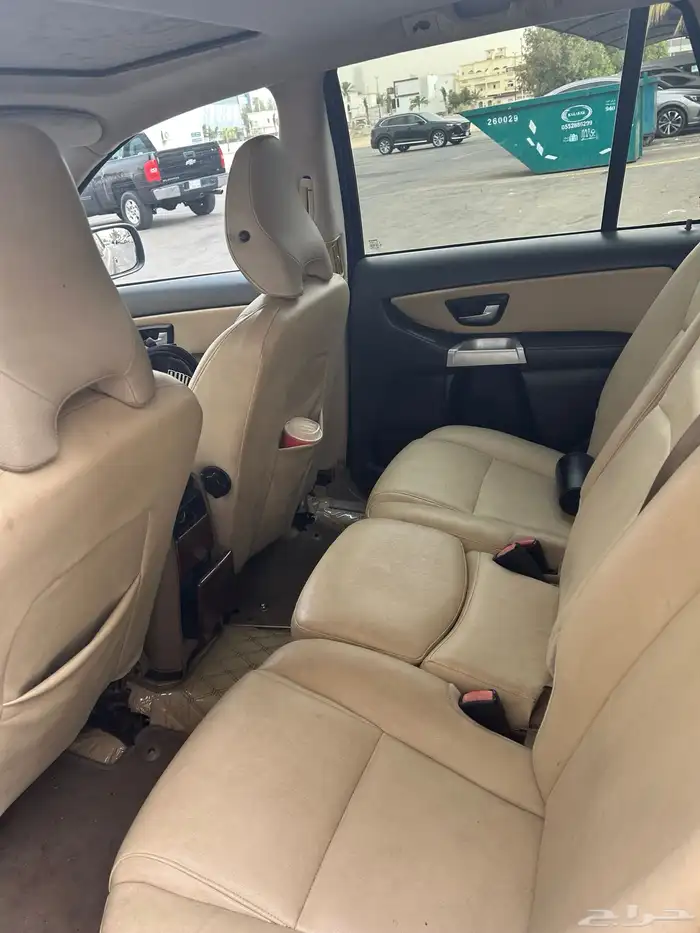 فلوفو فل كامل وموديل 2008 xc90 4