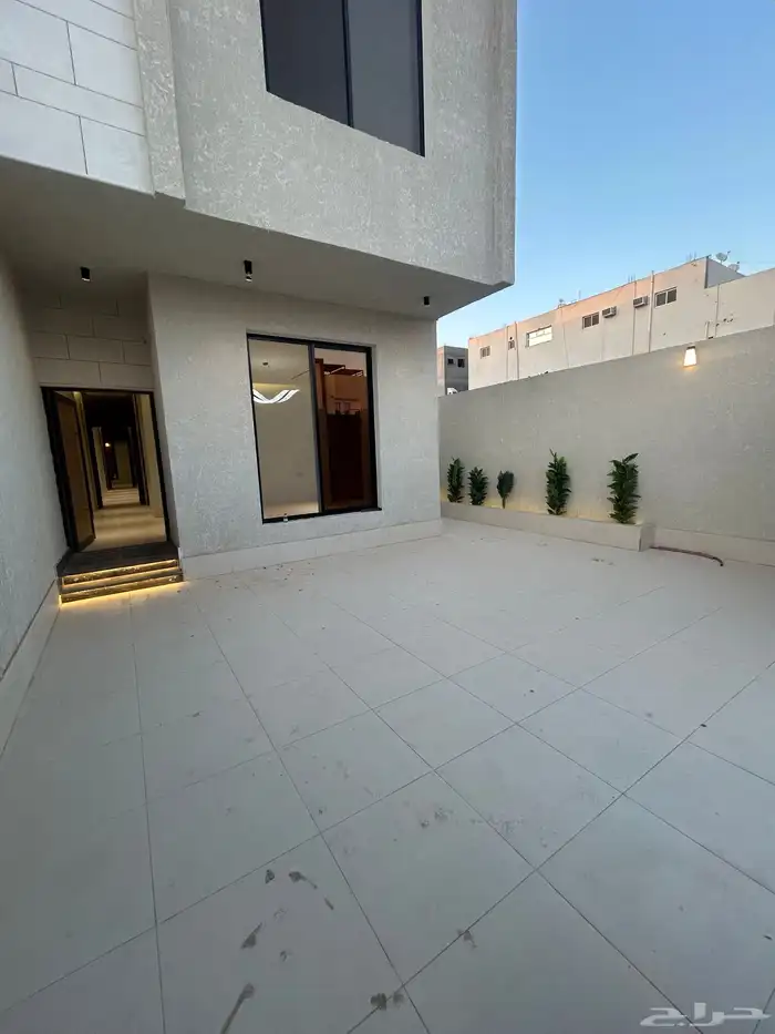 فيلا روف أرضي حي اليرموك 1