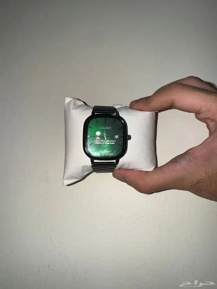 ساعة كاسيو (إصدار خاص شعار المملكة) 1