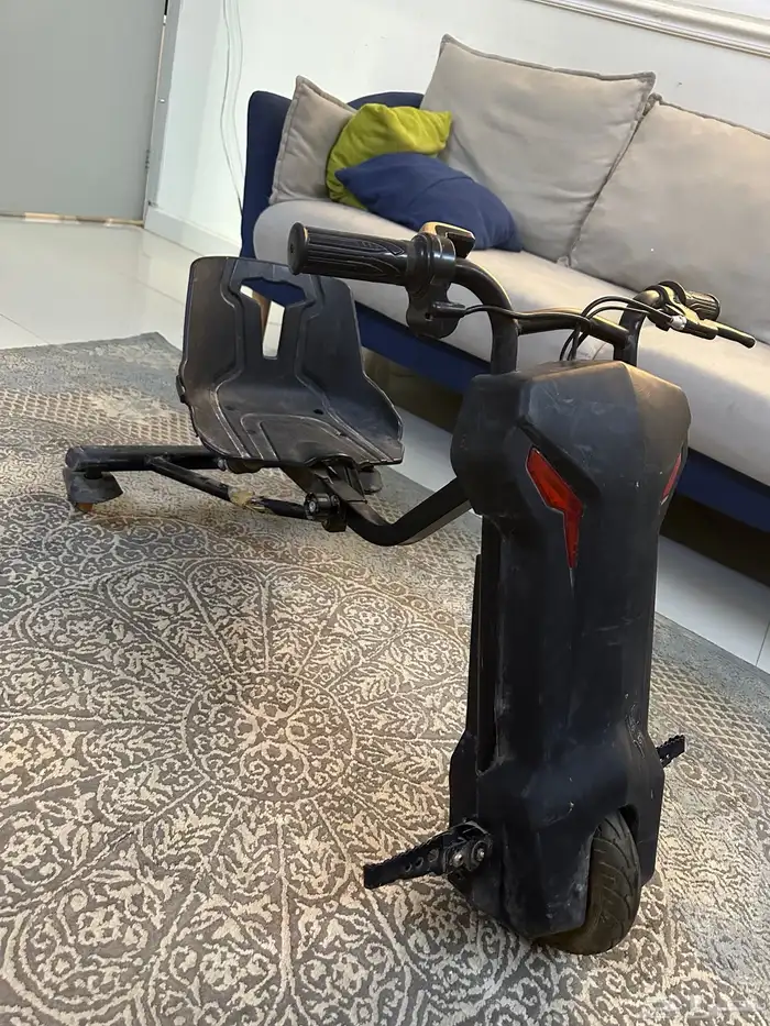 للبيع سكوتر الوحش  الإصدار الأصلي مو التقليد 3