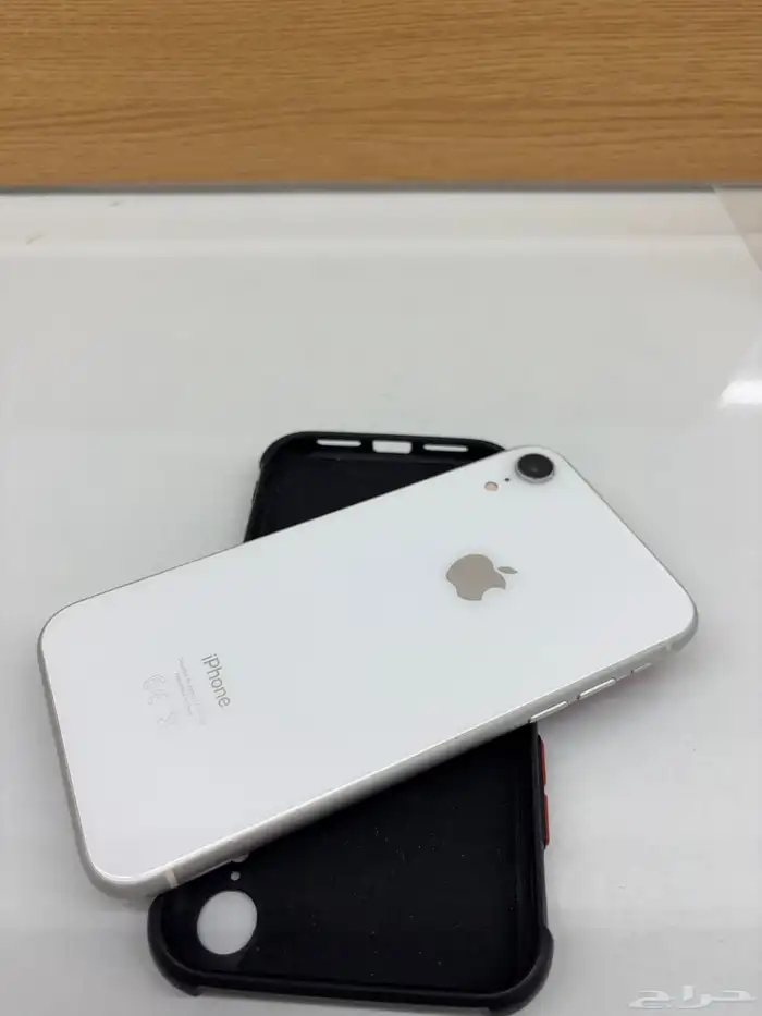 ايفون xr. 128 قيقا 1