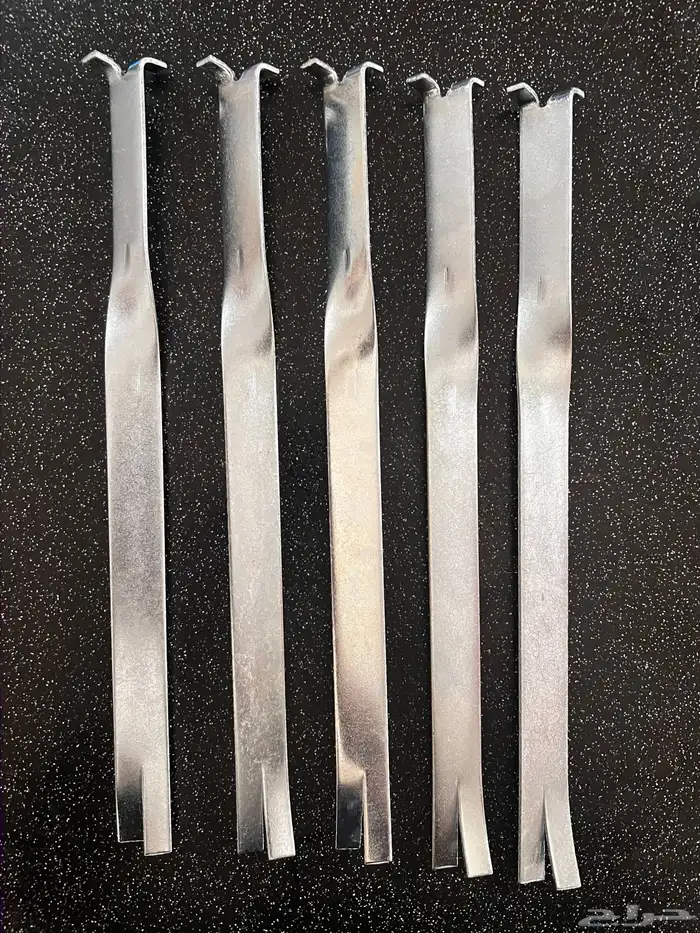 مثبتات لرخام الواجهات وحلوق أبواب الخشب 8