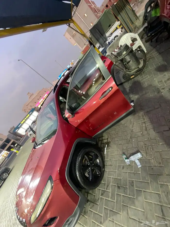 جيب شيروكي سبورت موديل 2016 1