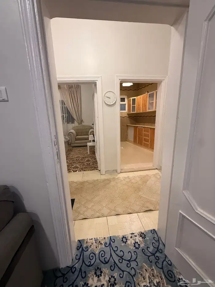 شقة راقية للايجار في العقيق 6