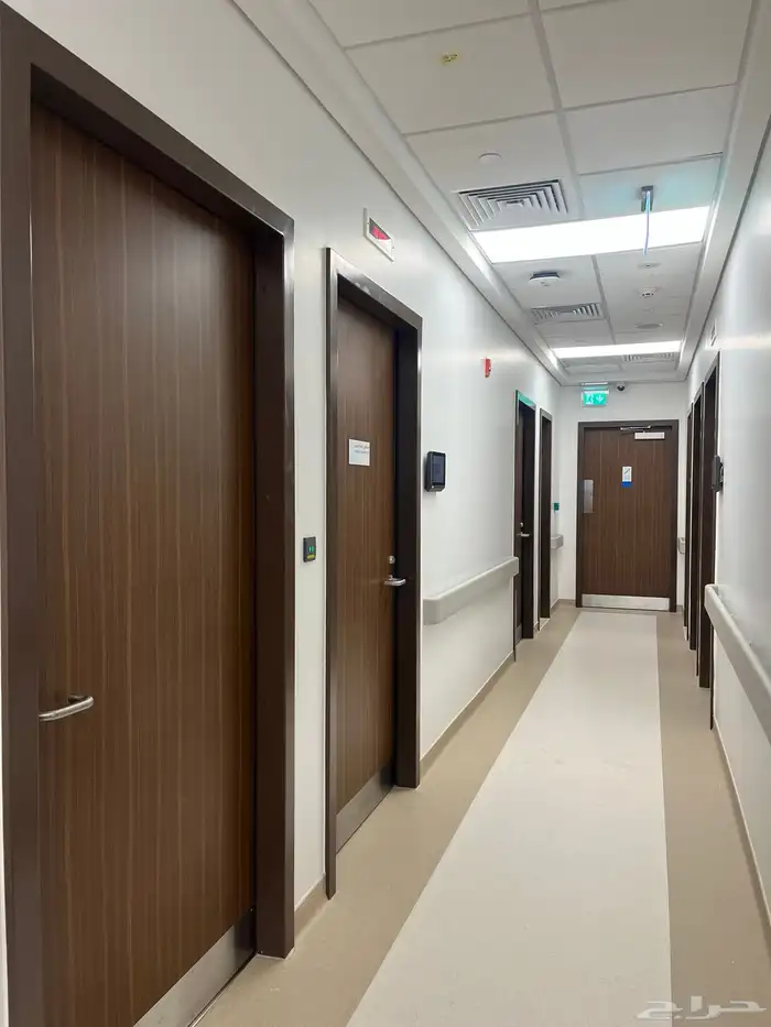 تشطيب بند الابواب بمستشفى الطب الدولي مكة 1