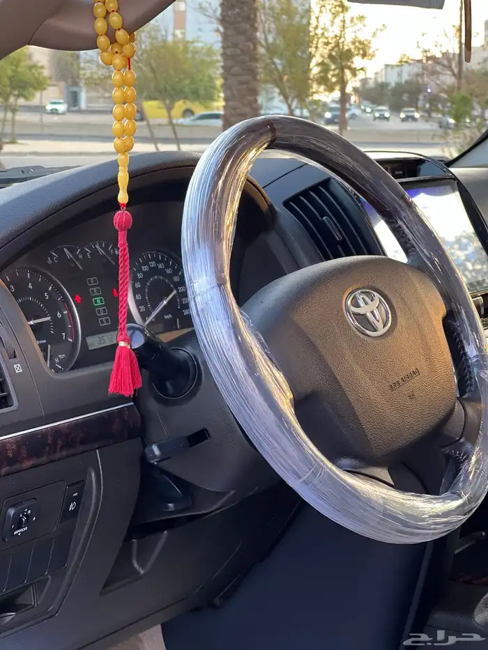 جكسار مديل 2011 8 سلندر تم البيع 17