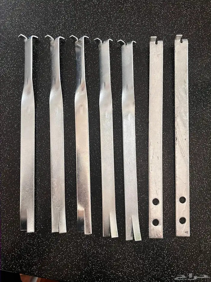 مثبتات لرخام الواجهات وحلوق أبواب الخشب 6